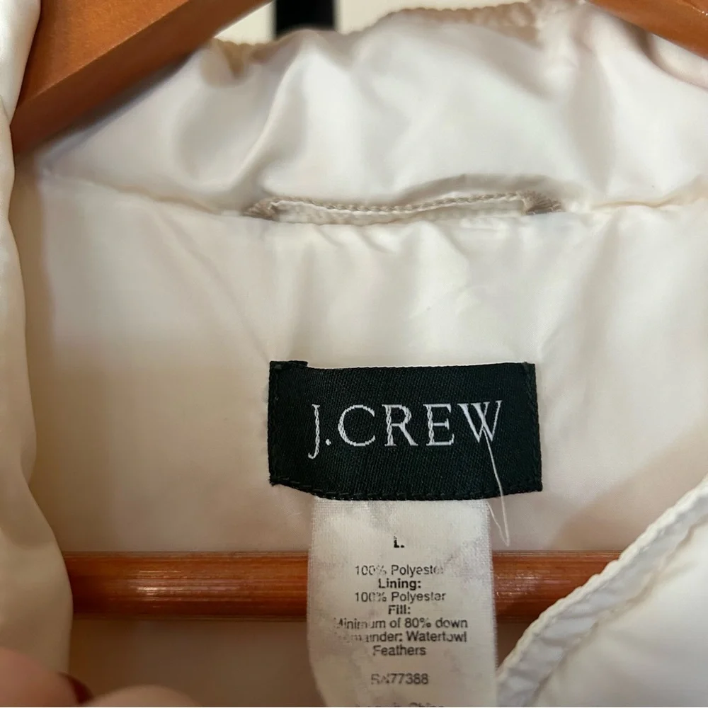 J. Crew Women’s Down Fill Puffer Vest‎ Full Zip Buttons White Style 70453 Size L